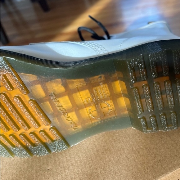 Dr. Martens 1460 - Picture 4 of 5